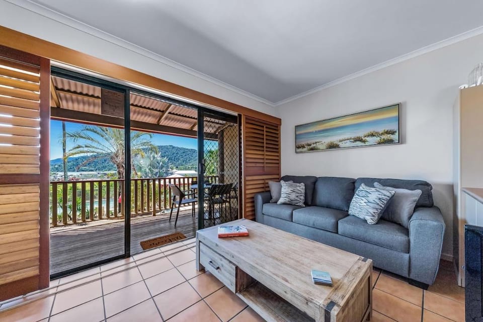 Coastal Soul Apartment in Airlie Beach