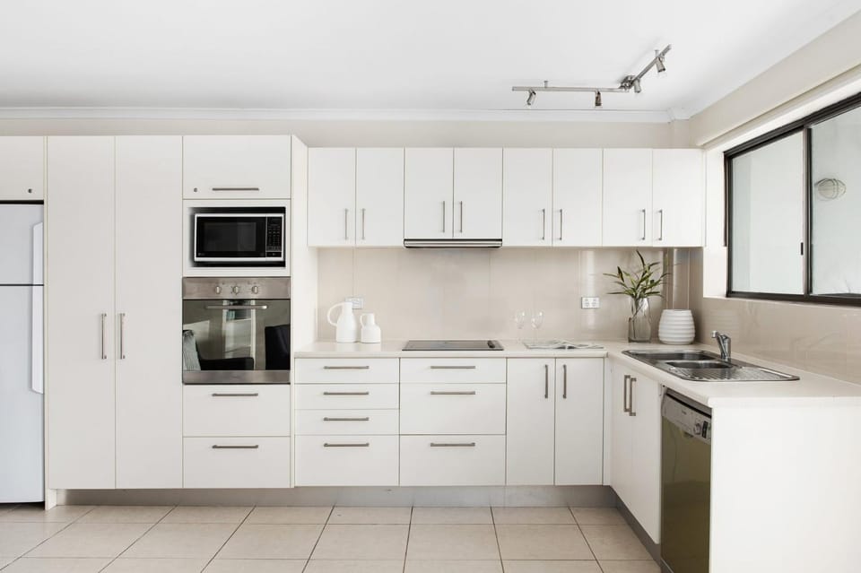 Soundhaven 1 Noosa Parade with Pool Apartment in Noosa Heads