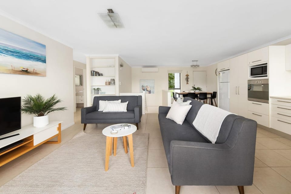 Soundhaven 1 Noosa Parade with Pool Apartment in Noosa Heads