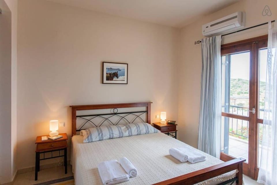 Villa Seashell, Private Pool and Magnficent View Villa in Crete