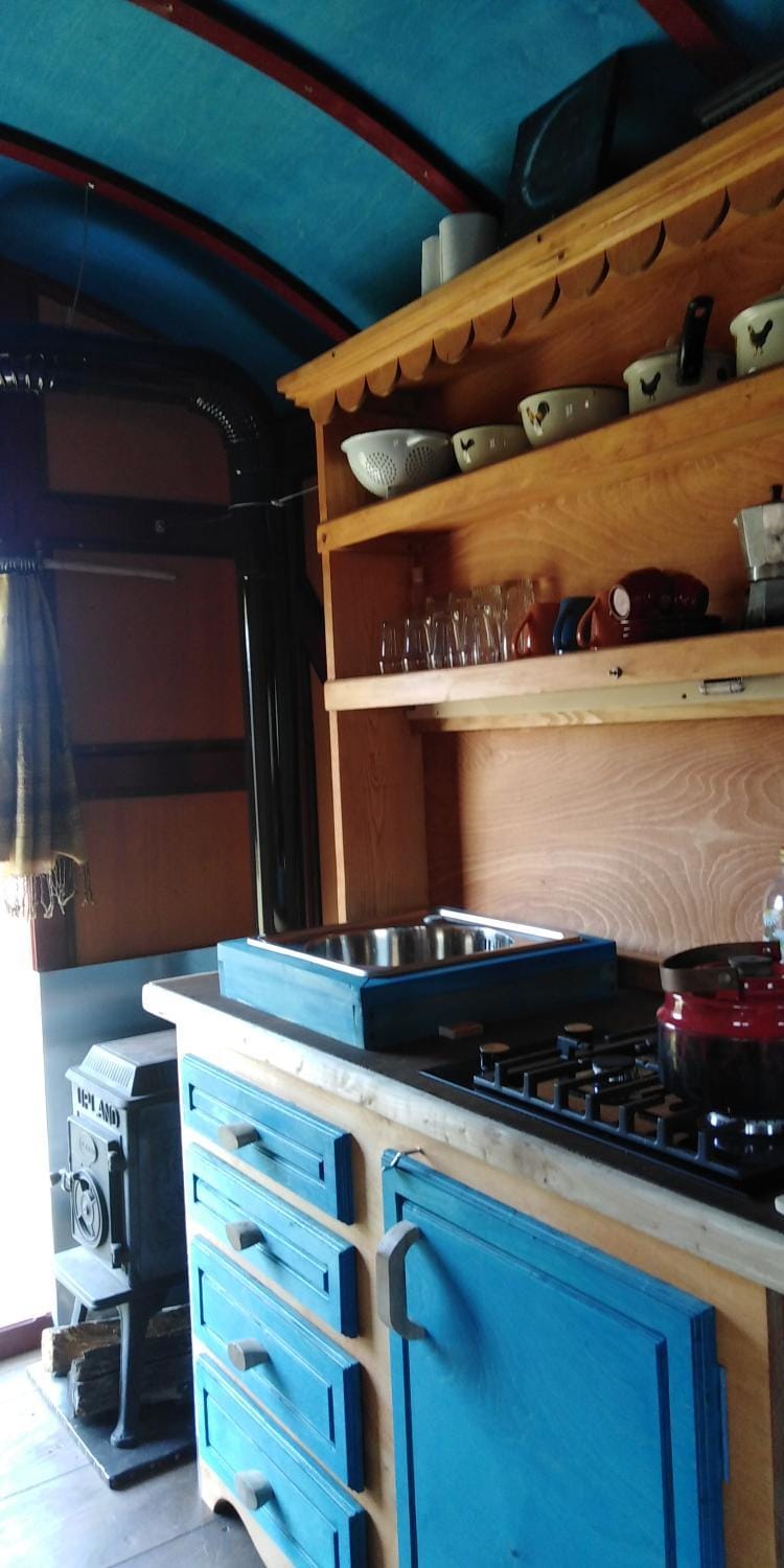 Kitchen or kitchenette, stove