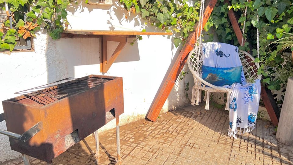 Patio, BBQ facilities