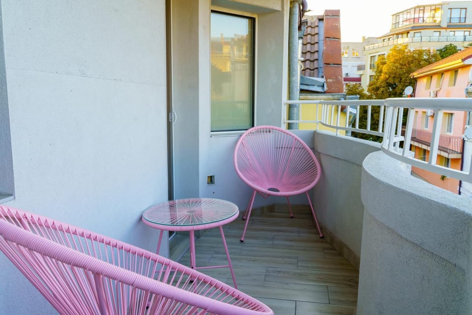 Balcony/Terrace, Balcony/Terrace