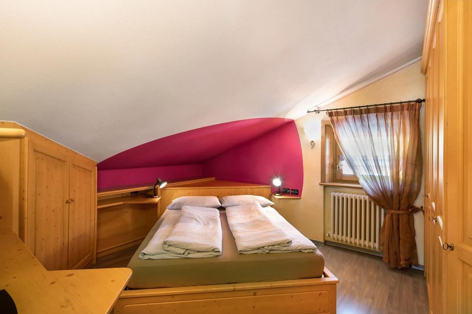 Property building, Living room, Bedroom