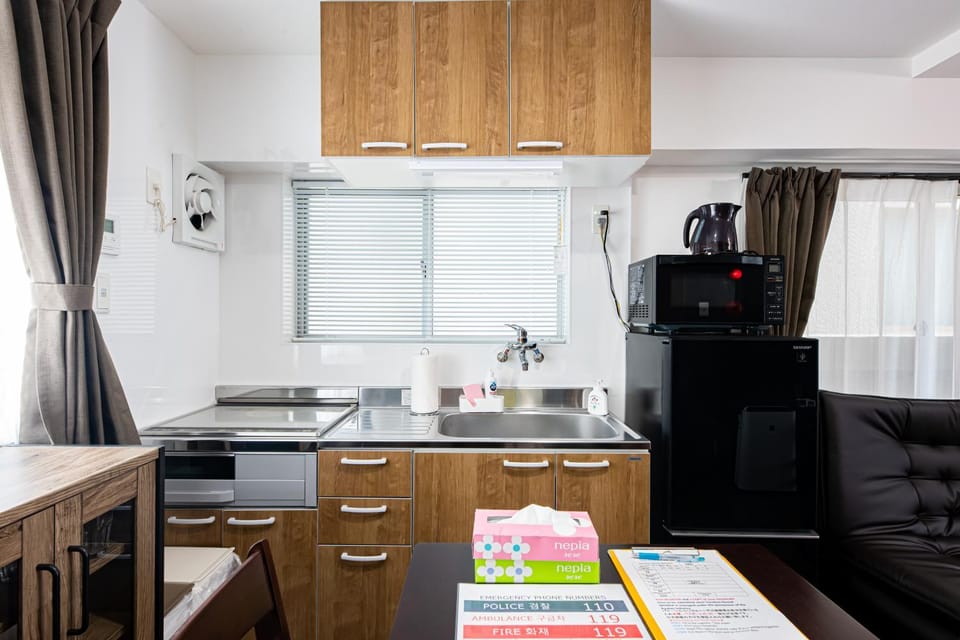 Kitchen or kitchenette