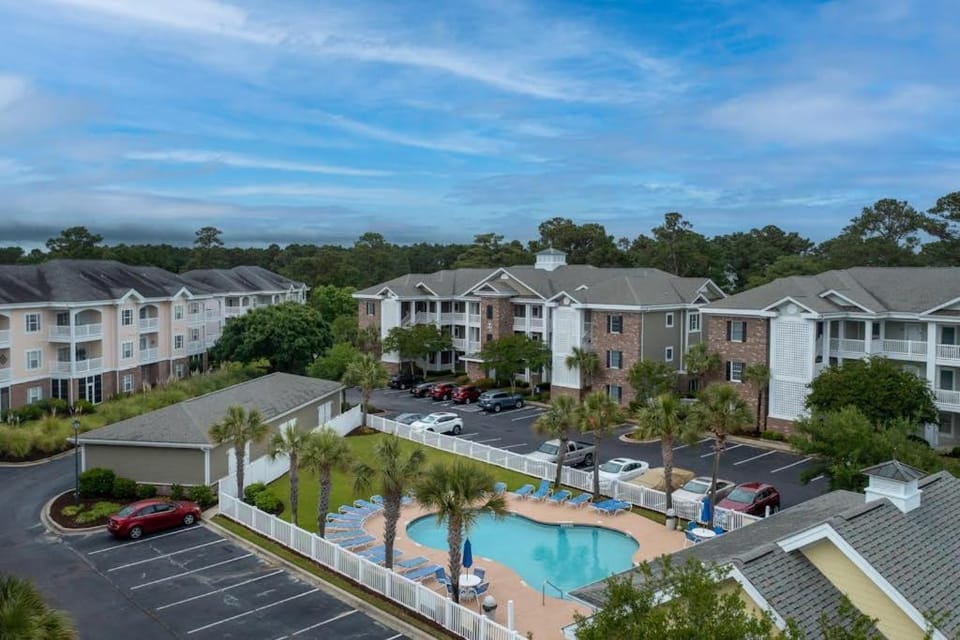 Magnolia Pointe 305 Apartment in Myrtle Beach
