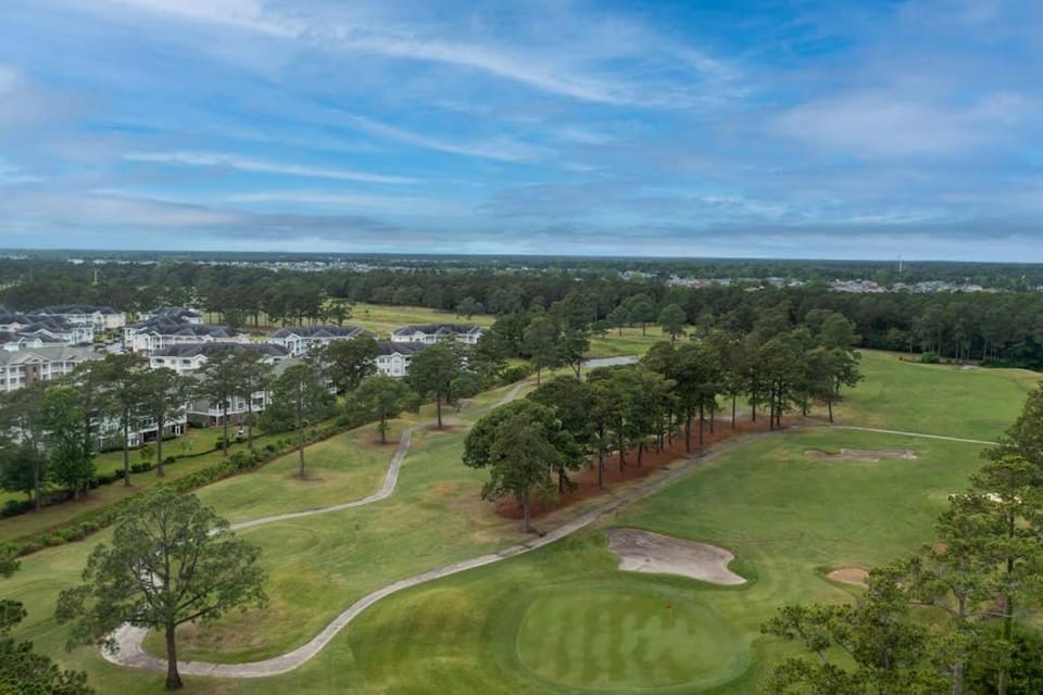 Magnolia Pointe 305 Apartment in Myrtle Beach
