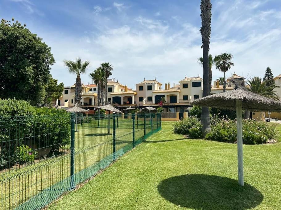 Mar de Plata Donkey - Piscina, parking, Atlanterra Apartment in Costa de la Luz