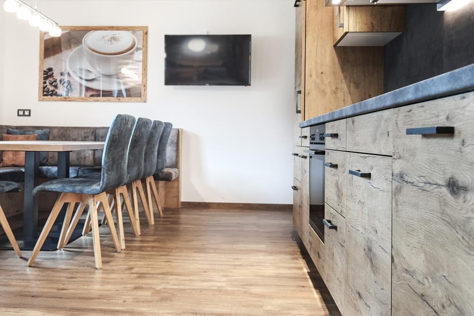 Kitchen or kitchenette, kitchen