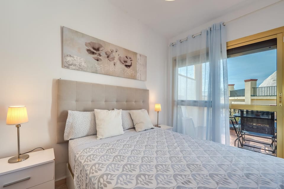 Living room, Bedroom