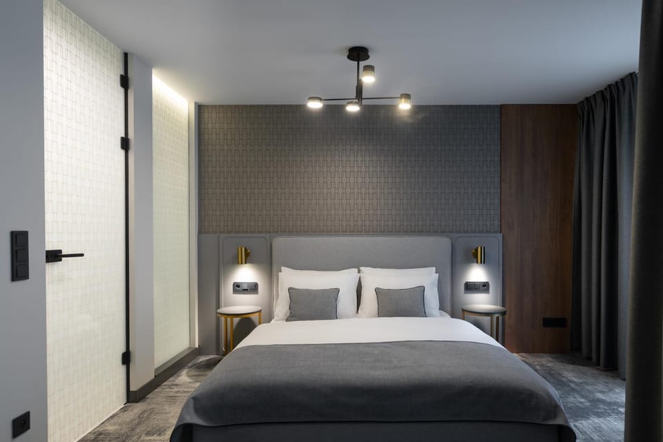 Bed, Photo of the whole room