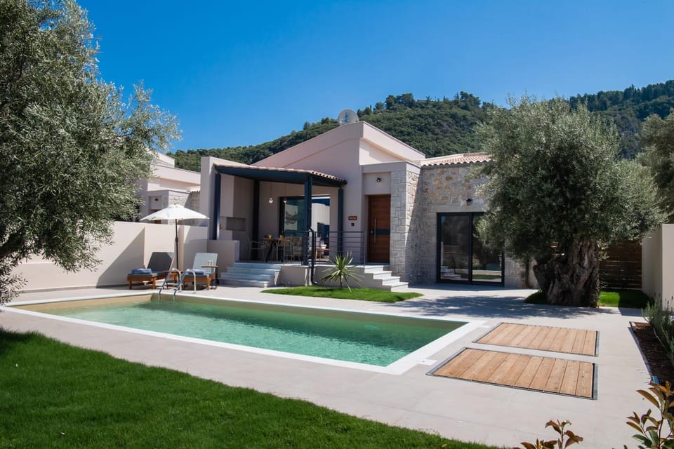 Property building, Day, Natural landscape, Garden, Garden view, Pool view, Swimming pool, sunbed