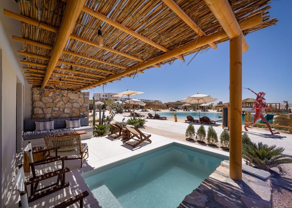 Patio, View (from property/room), Pool view, Swimming pool, sunbed