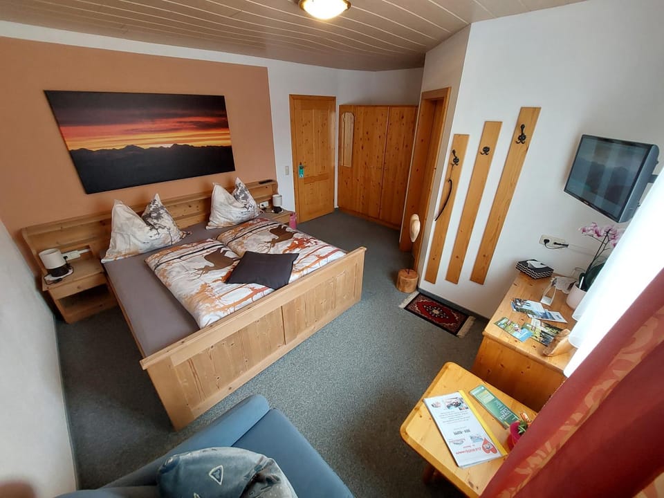 Photo of the whole room