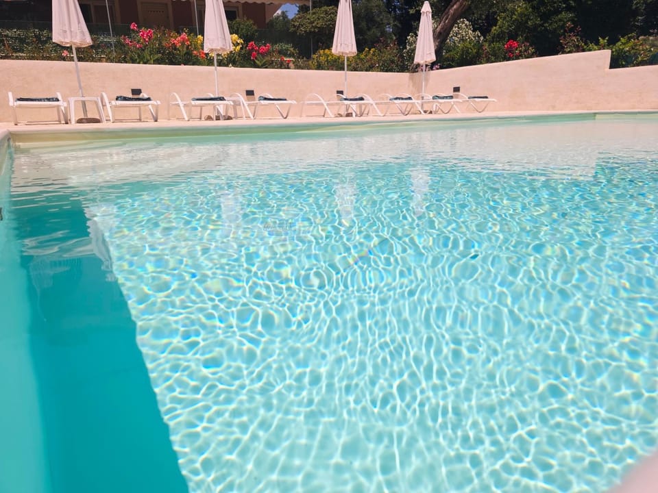 Sundial Houses - Pool & Garden Apartment in Corfu, Greece