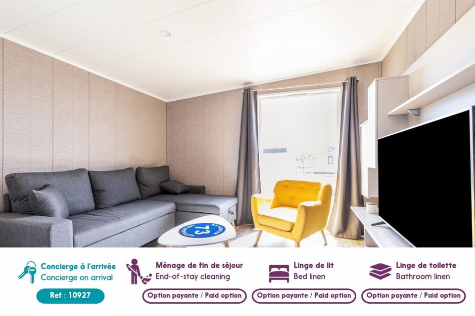 Vacances à 6 dans un Domaine avec piscine chauffée Chalet in Pays de la Loire
