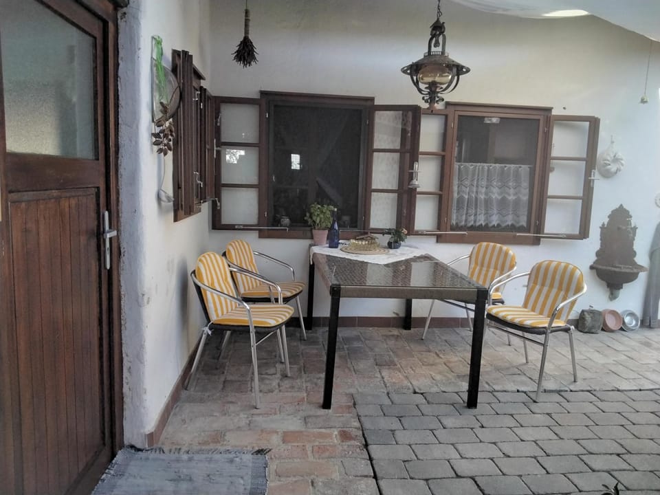 Patio, Seating area, Dining area