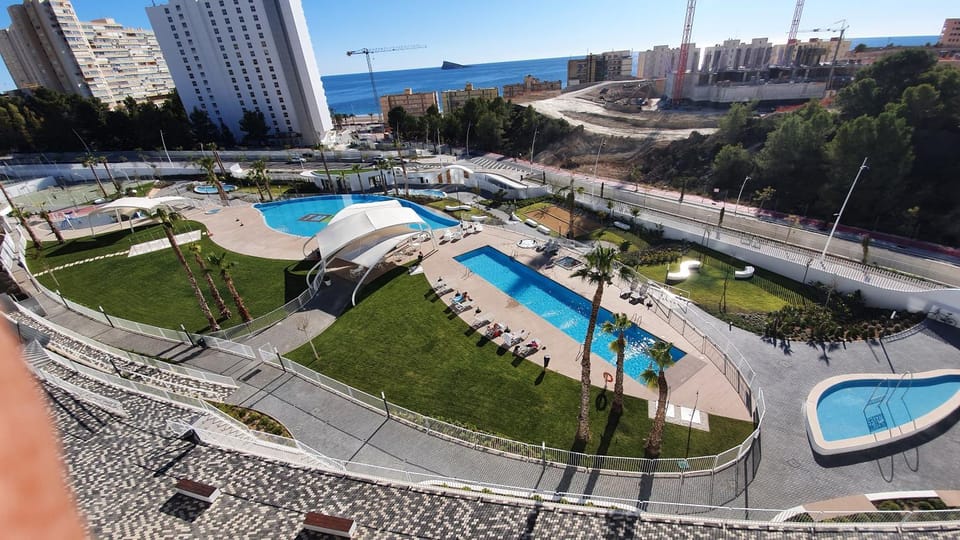 Sunny Morning of Costa Blanca - Sunset Waves Benidorm Apartment in Benidorm
