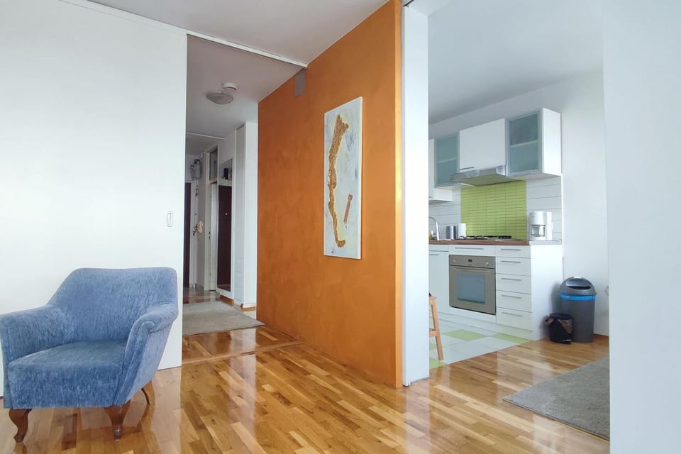 Living room, Dining area, kitchen