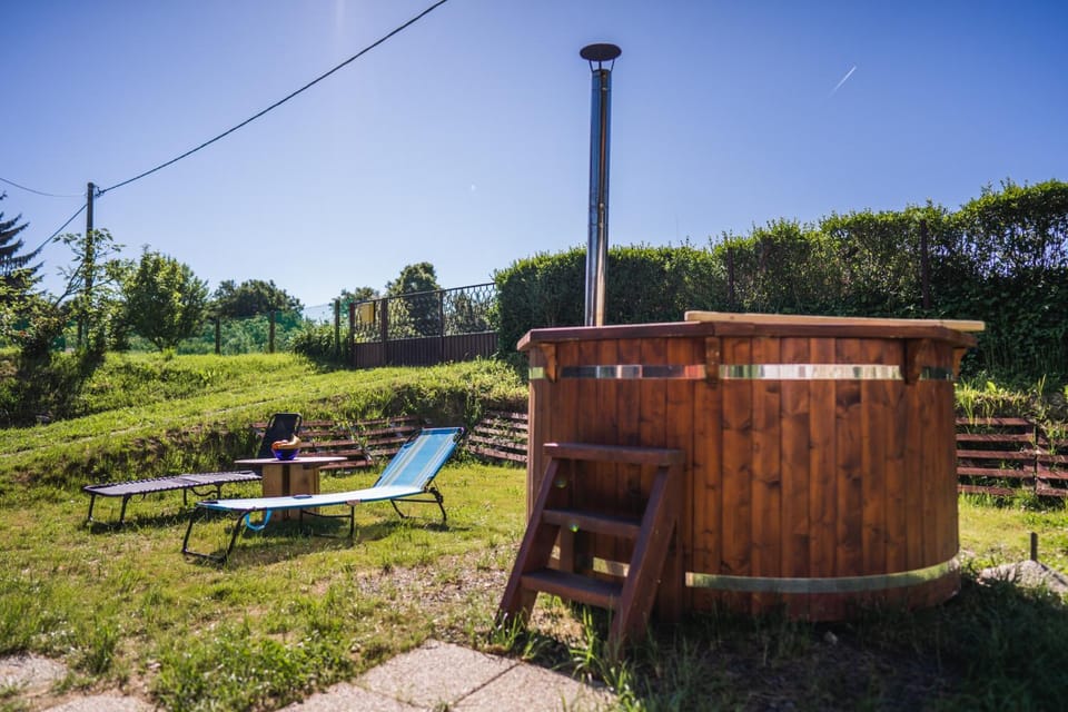 Hot Tub, Spa and wellness centre/facilities