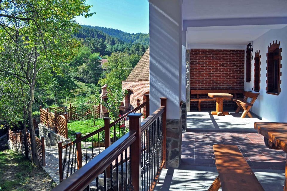 Garden, Balcony/Terrace