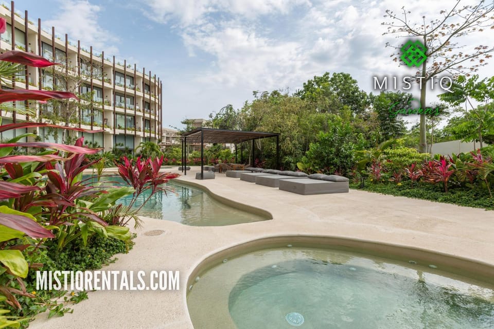 Spring, Garden view, Swimming pool