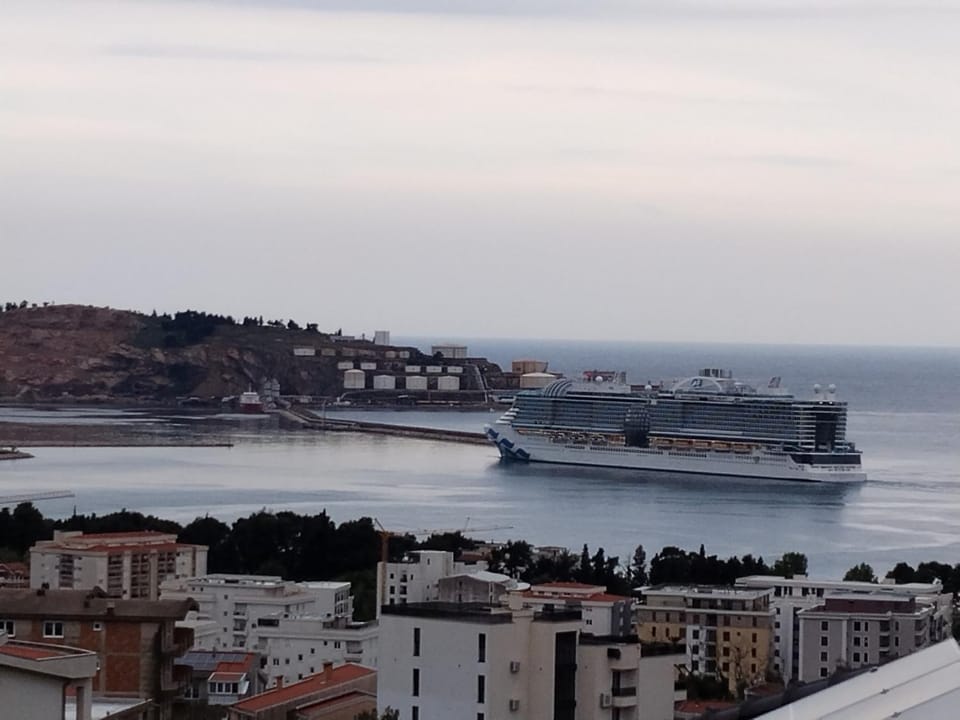 Apartment Panorama Apartment in Montenegro