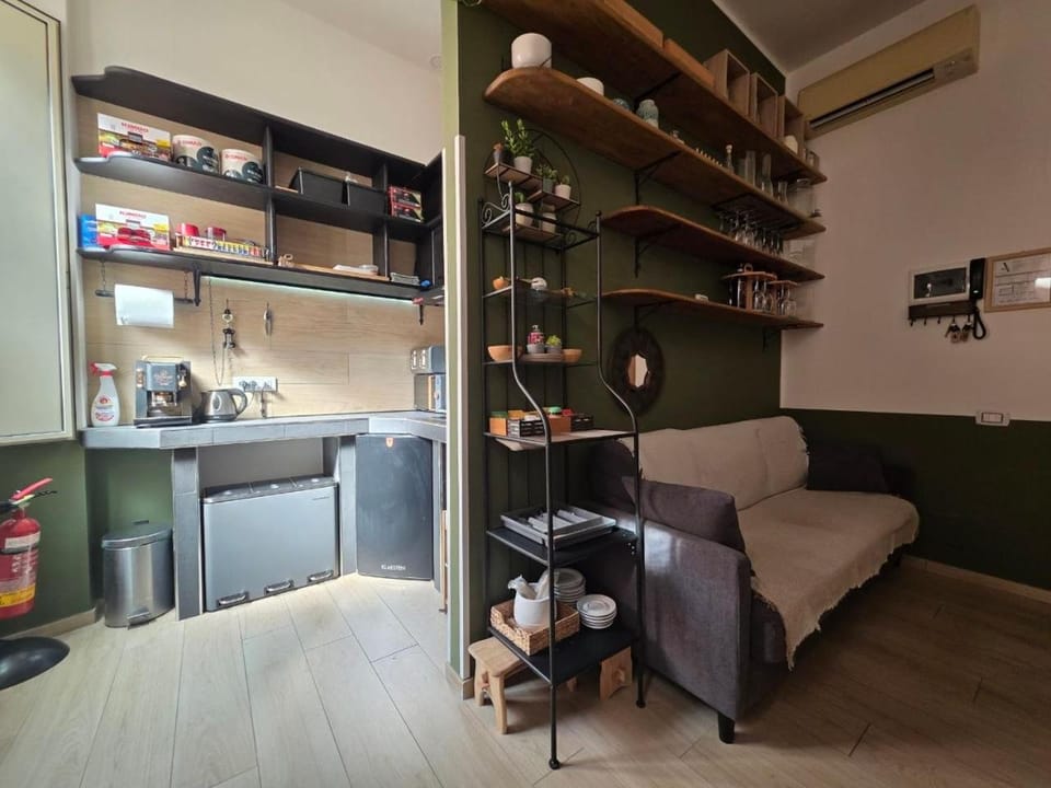 Communal lounge/ TV room, Communal kitchen