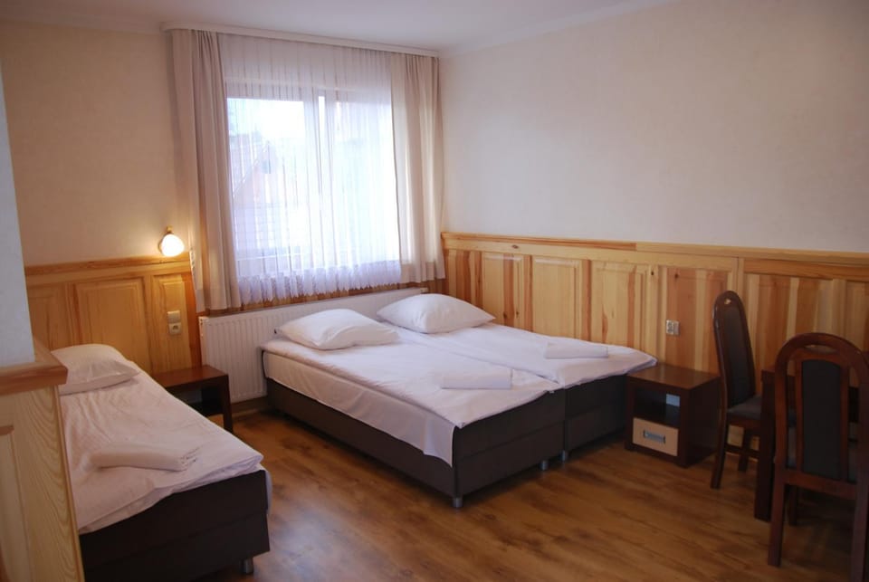 Dom Wypoczynkowy Halina Bed and Breakfast in Lesser Poland Voivodeship