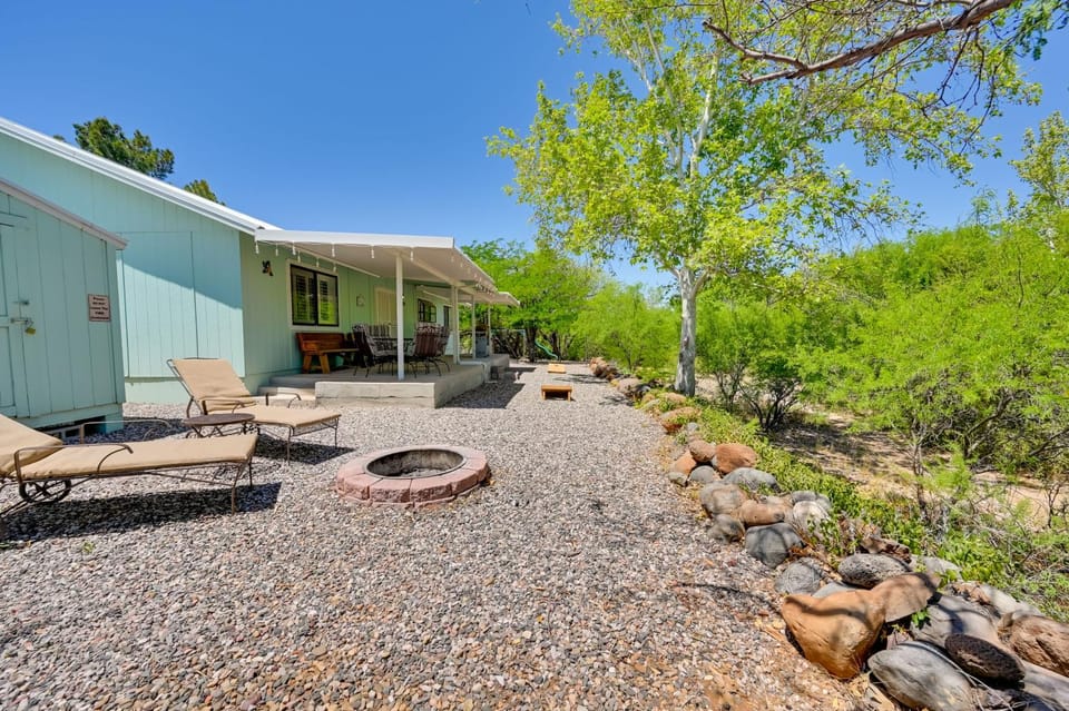 Near Hiking: Creekfront Verde Valley Retreat House in Camp Verde