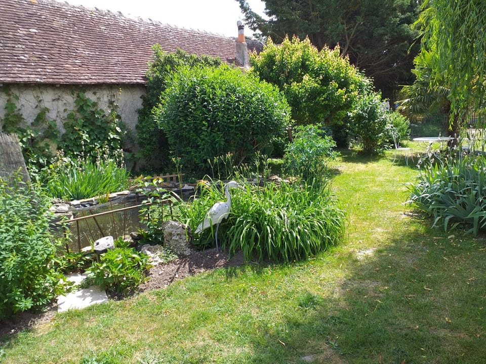 Chambres d'hôtes, " au coeur de la nature, et du calme" Bed and Breakfast in Centre-Val de Loire