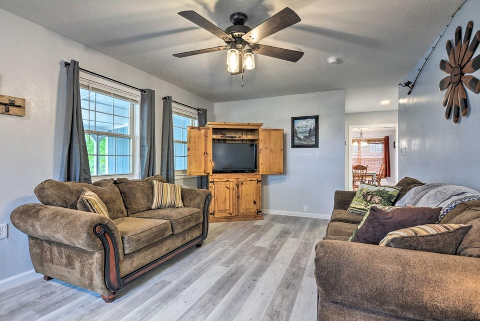 Table Rock Lake Retreat < 1 Mi to Boat Launch House in Table Rock Lake
