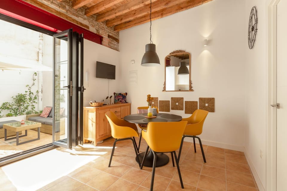 Patio, TV and multimedia, Living room, air conditioner