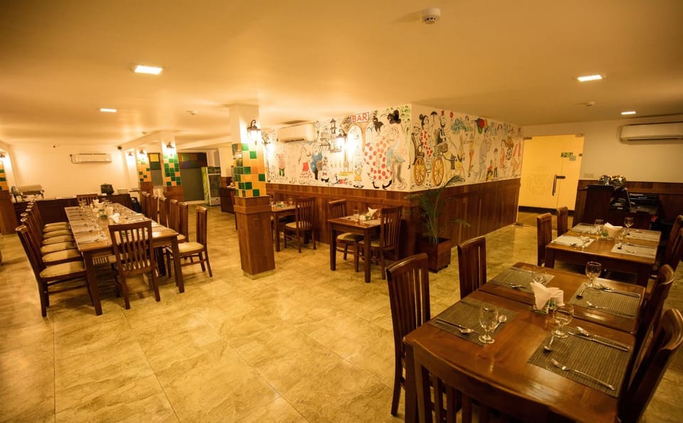 Restaurant/places to eat, Food and drinks