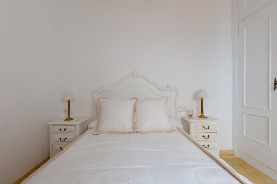 Bed, Bedroom, wardrobe