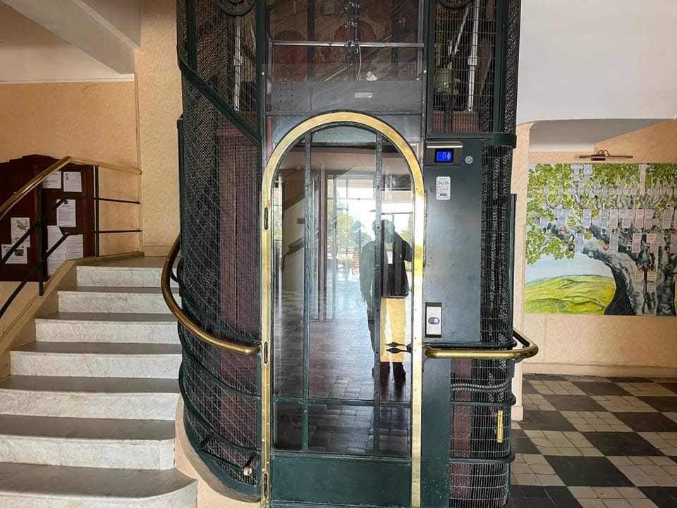 elevator