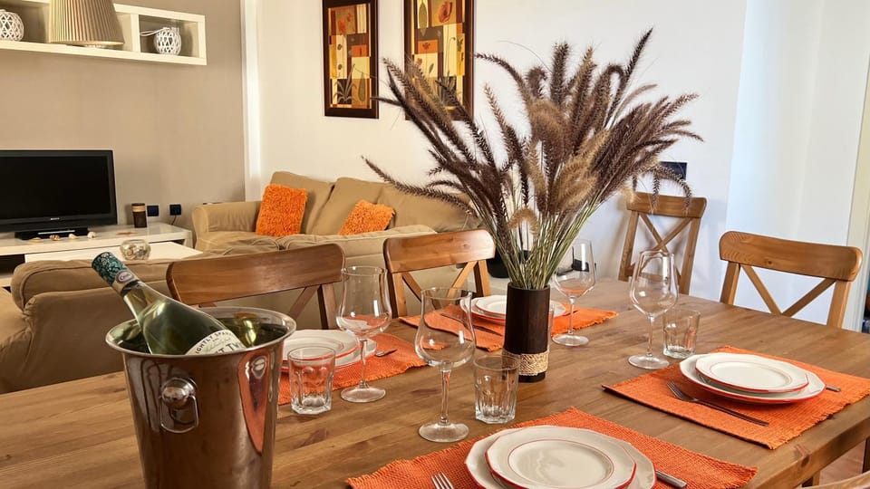 Food and drinks, Dining area