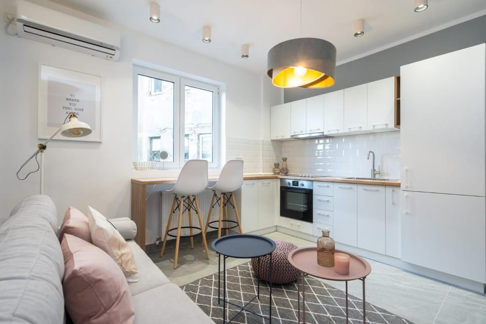 Cozy Design Apartament in Magheru Apartment in Bucharest