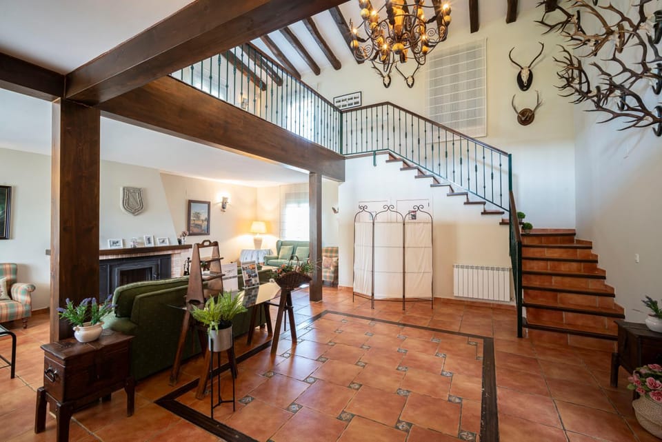 Living room, Lounge or bar