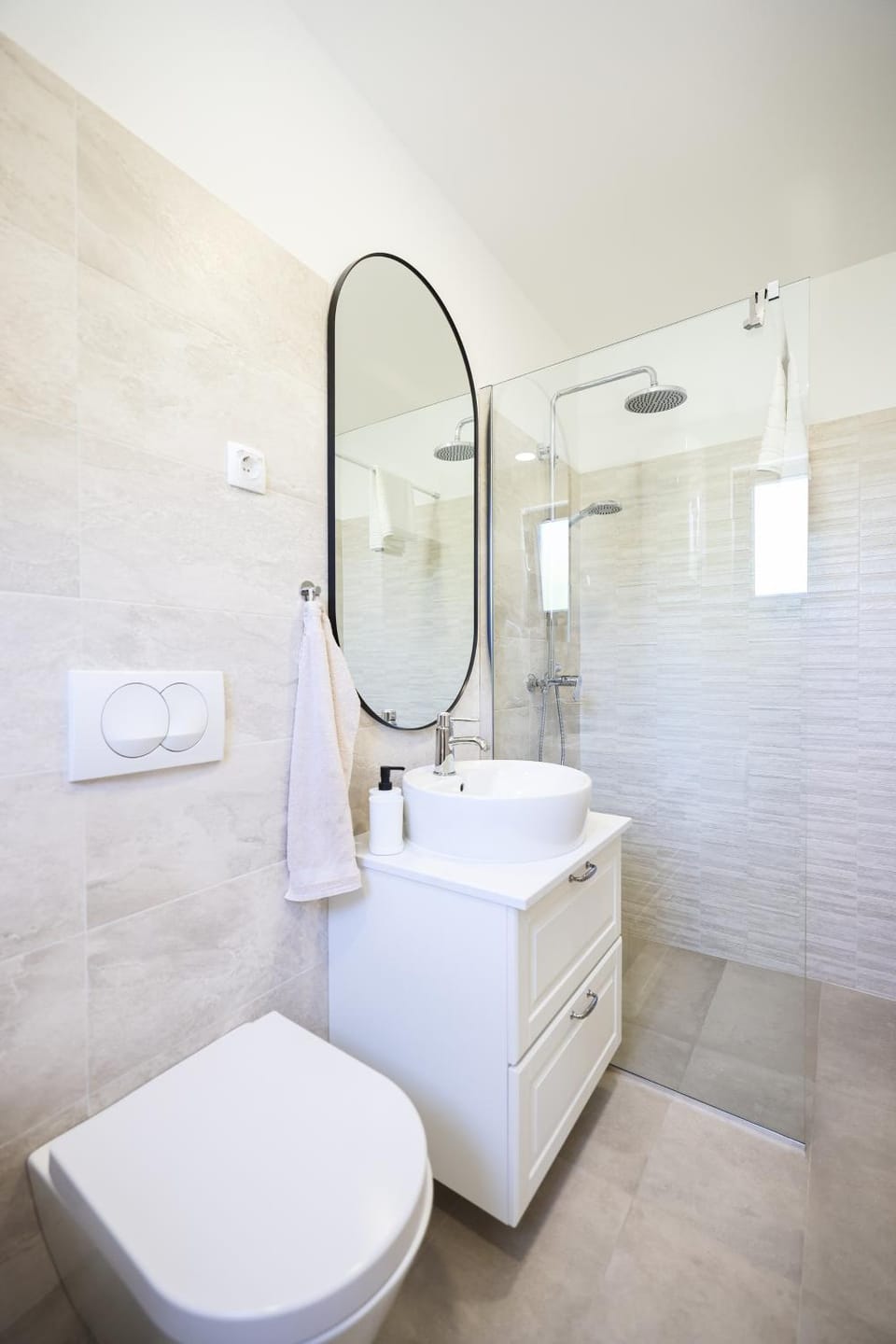 Old Road Apartment in Zadar County