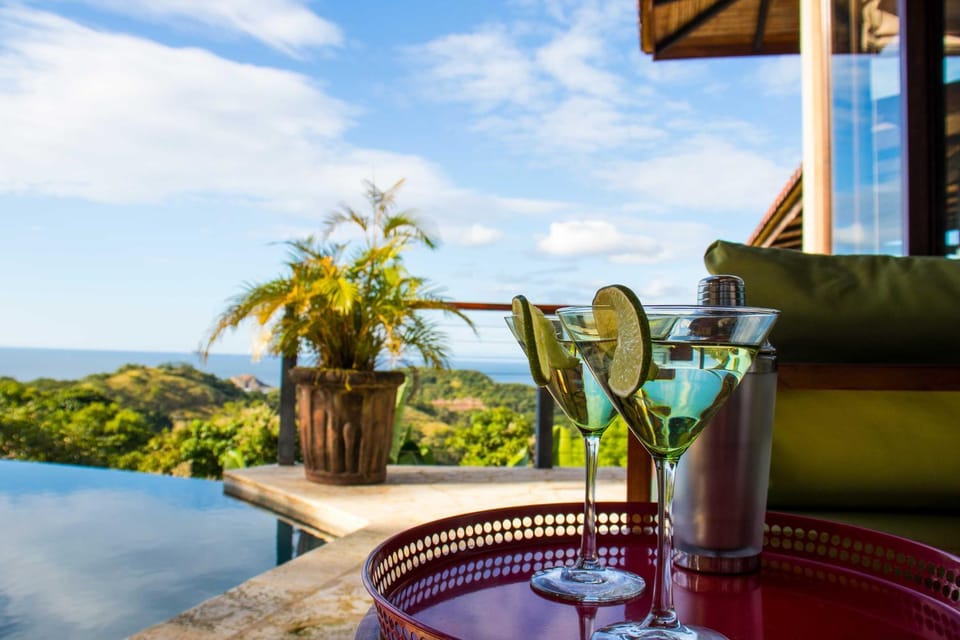 Luxury Home w/ Views & Infinity Pool: Near Beach! House in Guanacaste Province