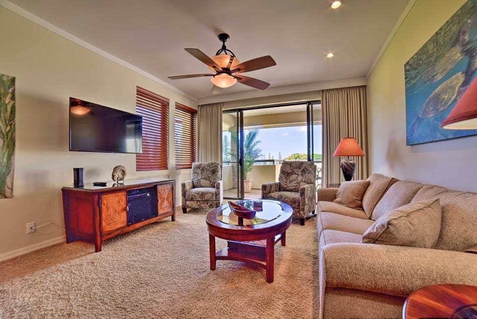 Kapalua Extraordinaire with Glorious Ocean Views! House in Kapalua