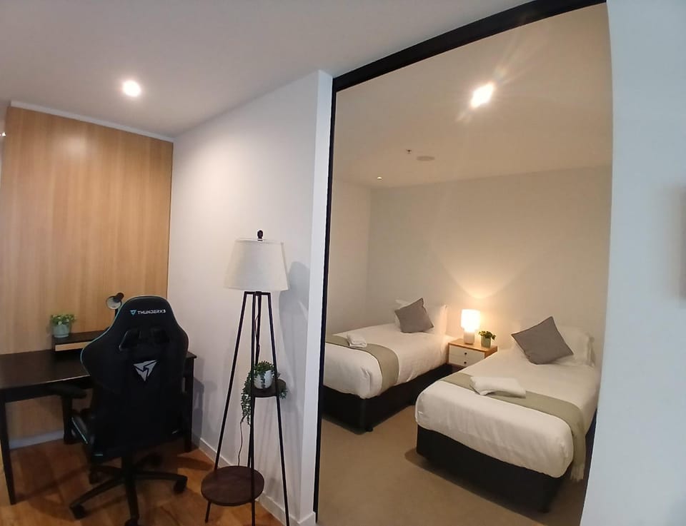Readyset Apartments at Midtown Apartment in Melbourne