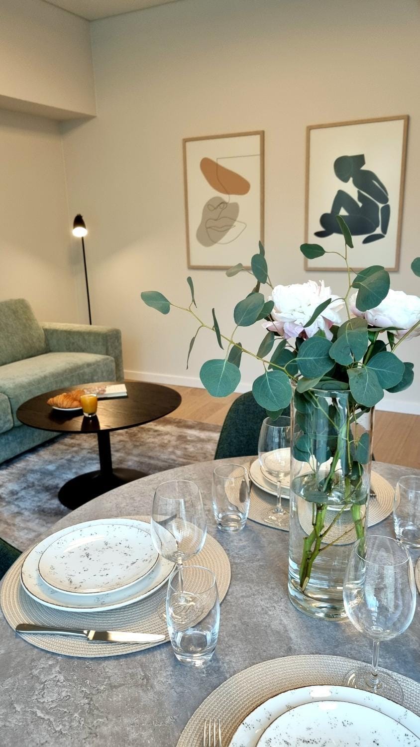 Living room, Seating area, Dining area