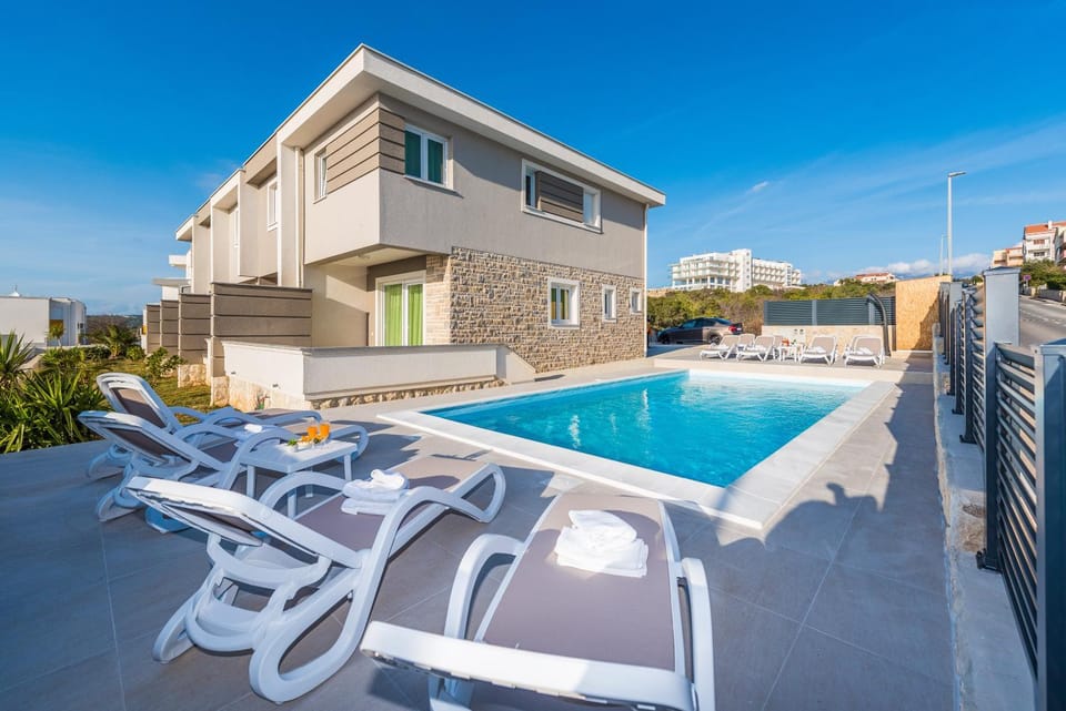 Villa Tamarut Apartment in Novalja