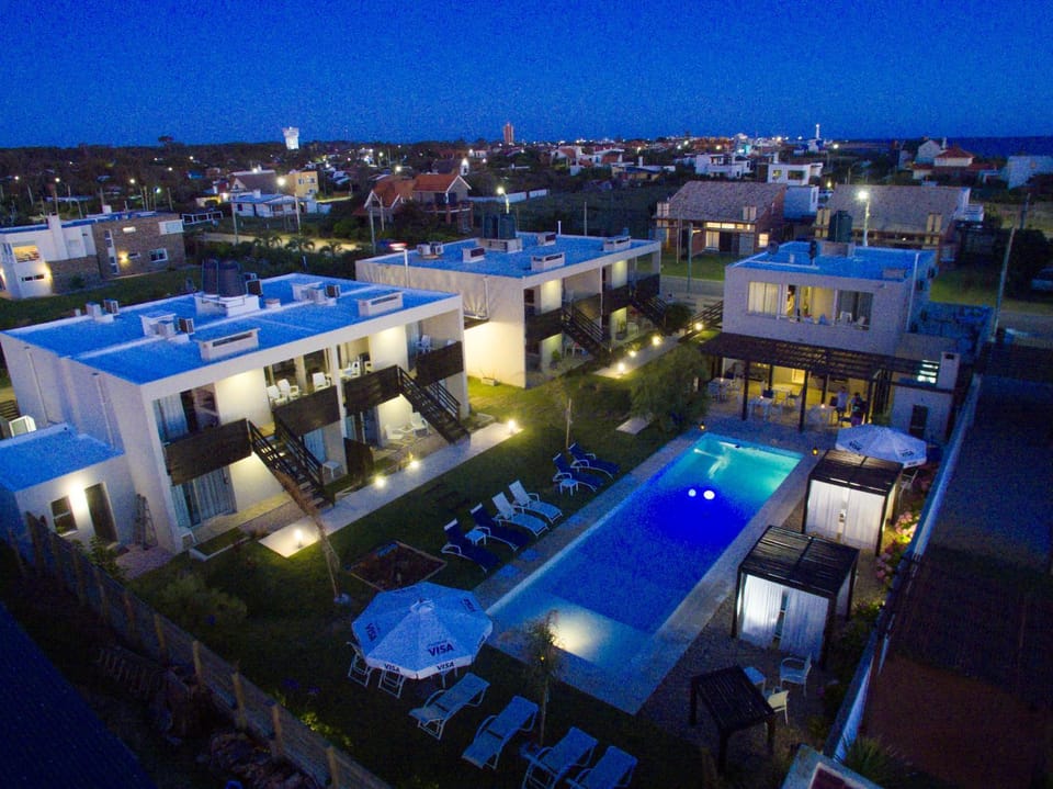 Property building, Bird's eye view