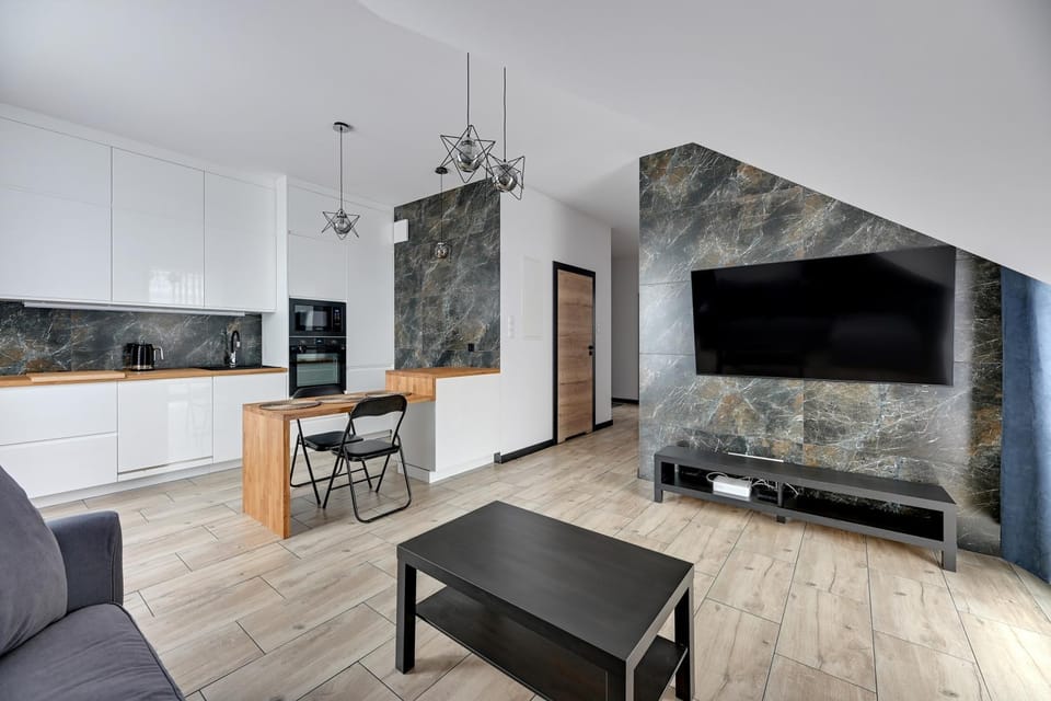 TV and multimedia, Kitchen or kitchenette, Living room, Seating area, Evening entertainment