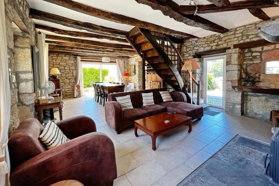 Presbytère de Chauffour-sur-Vell House in Nouvelle-Aquitaine