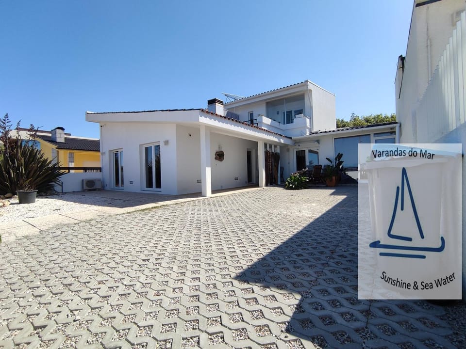 Patio, Facade/entrance, Activities, Garden, Balcony/Terrace, Garden view, Landmark view, Area and facilities