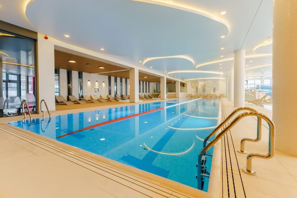 Swimming pool, Swimming pool